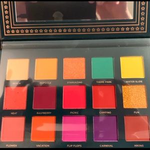 Eyeshadow Ace Beaute Nostalgia Palette